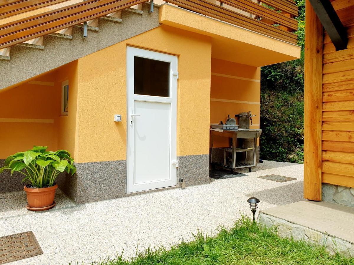 Apartment And Garden House Among The Mountains Podbrdo Luaran gambar