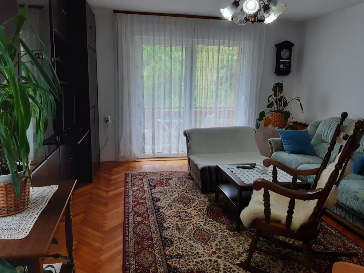 Apartment And Garden House Among The Mountains Podbrdo Luaran gambar